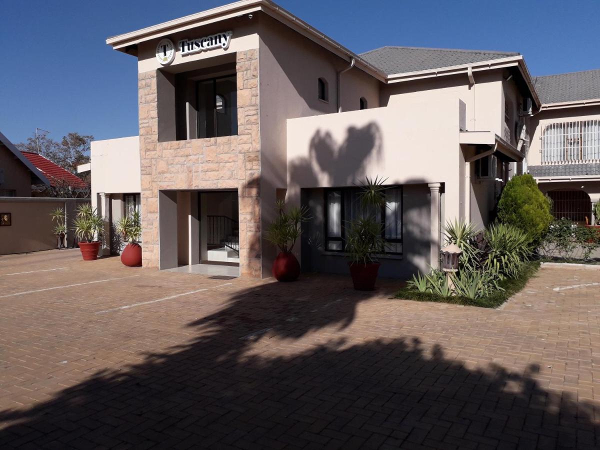 Tuscany Vryburg Exterior foto