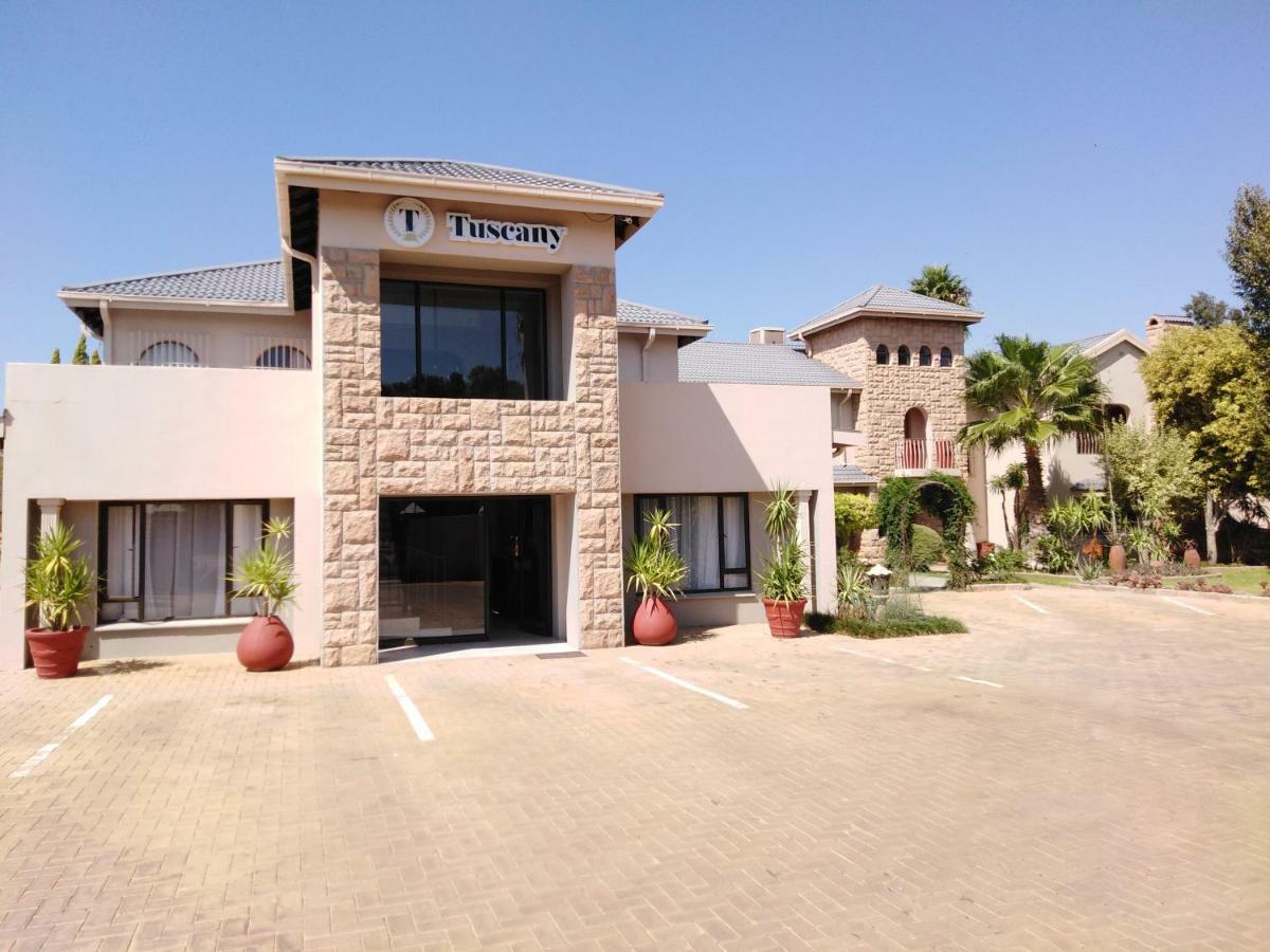 Tuscany Vryburg Exterior foto
