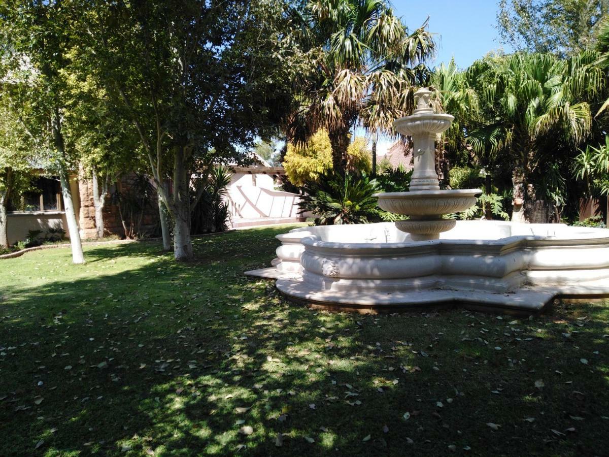 Tuscany Vryburg Exterior foto